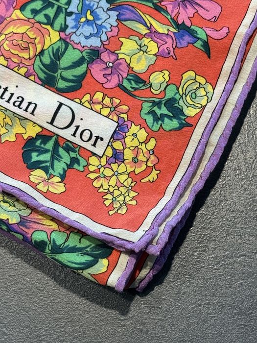 Копринен шал Christian Dior