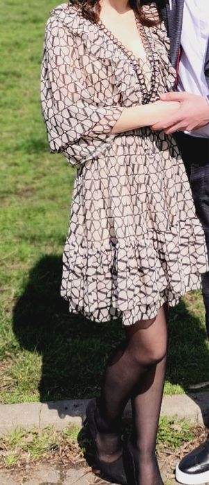 Дамска Рокля с дълаг ръкав