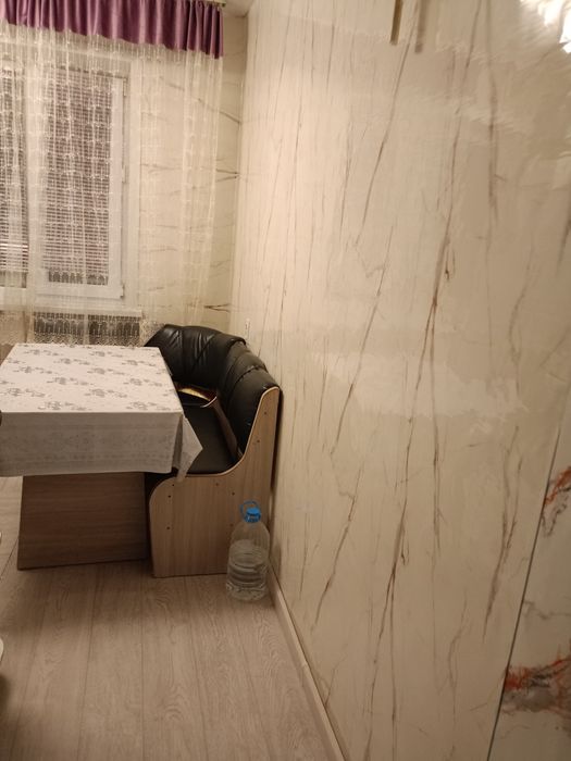 Үйде 2 бөлмелі үй сатылады.