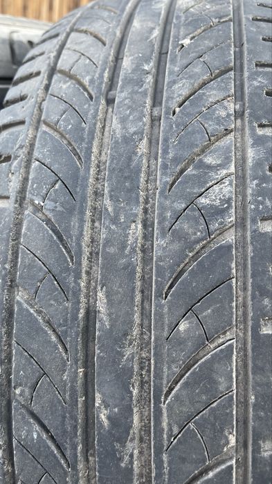 Шины летние б/у, в нормальном состоянии
