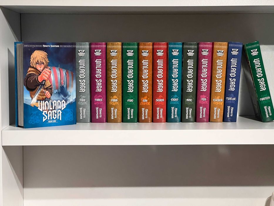 Vinland Saga – Colecție completă 1–13 – stare foarte bună