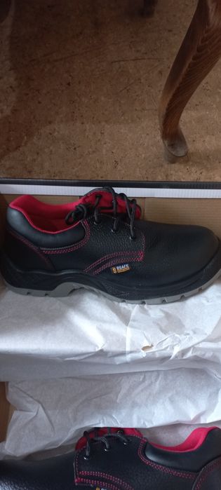 Обувки летни и  зимни работни