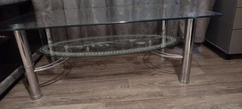 Журнальный стол стеклянный