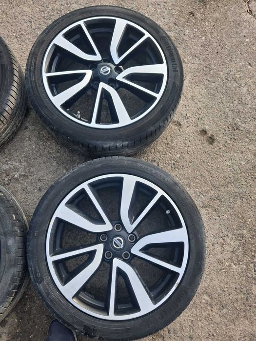 Ляти джанти 19ки Нисан кашкай с гумите 225/45/19  Continental 6mm.