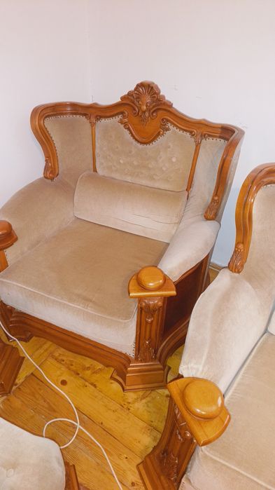 Mobilă clasică de lux Gioconda din lemn masiv de cires IMAR Arad