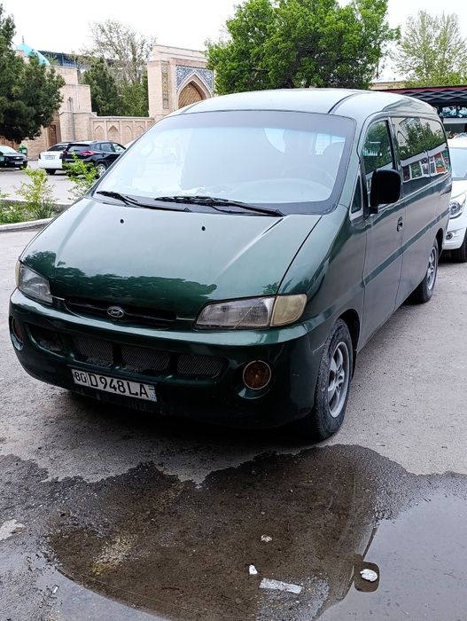 Продам Hyundai starex не спеша. Машина на уверенном ходу