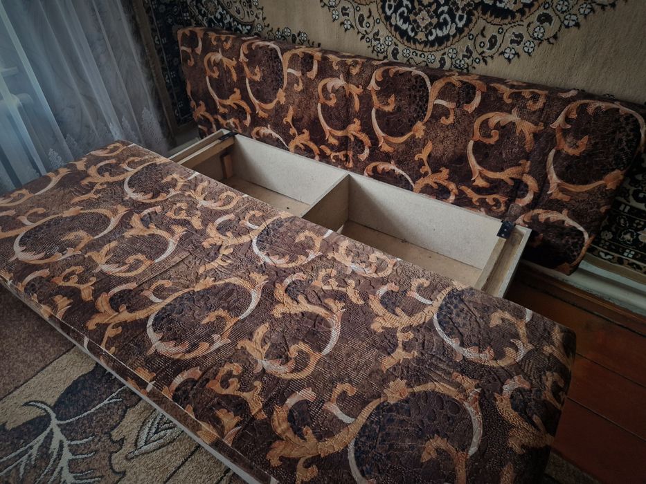 Продается диван 50000тг