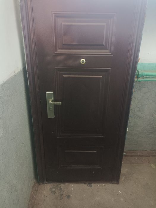 Продам дверь насос сварочный аппарат