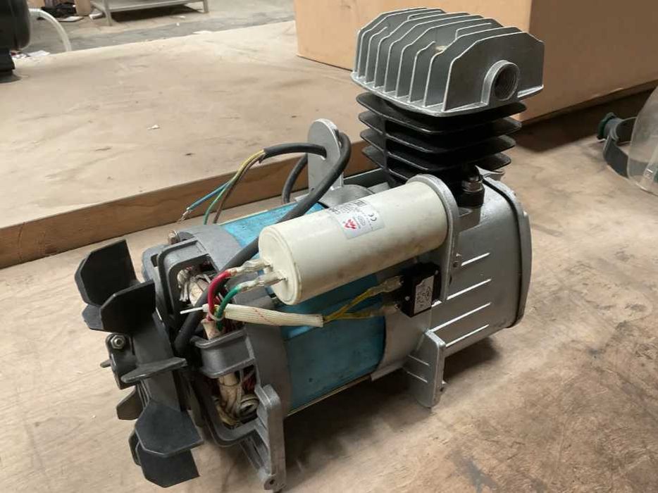 Compresor aer Aariac  50 l 220 v si cap compresor cu motor 220v