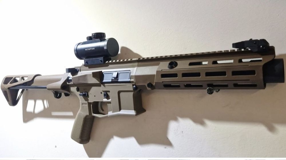 реплика на М4- DEX 556