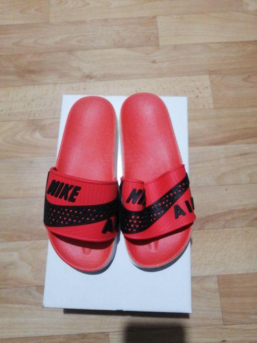 Продам новую обувь