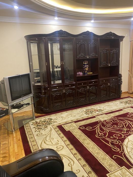 Аренда  2.хонали оилага берилади расмдаги уй метро беруний