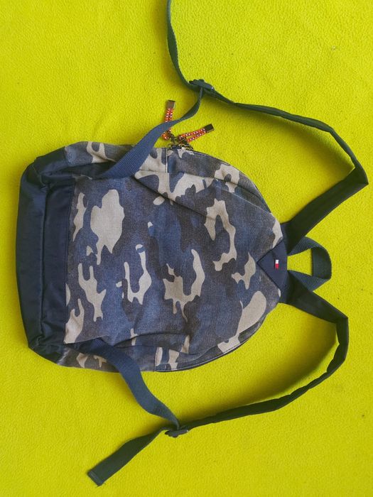Tommy Hilfiger-Оригинална