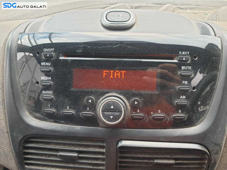 Unitate Radio CD Player Fiat Doblo 2 2009 - 2015 [Q4817]
