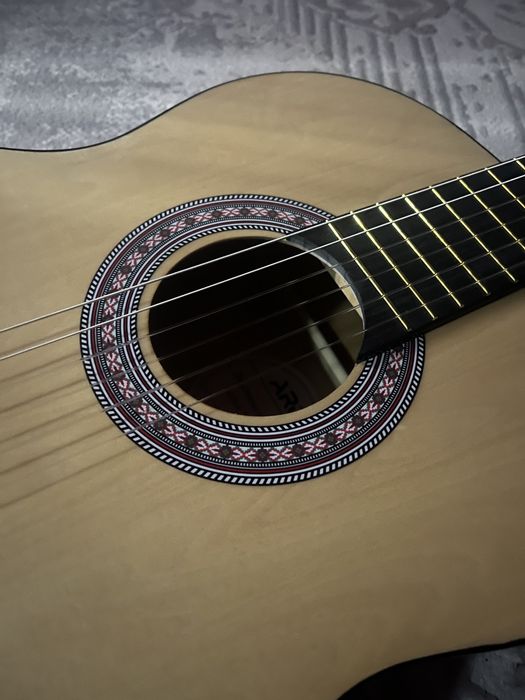 Классический гитара 39р