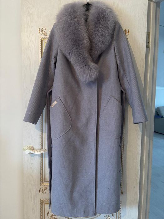 Пальто с воротником писетц