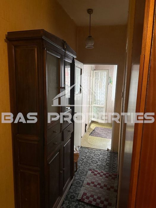 1-стаен в София-Света Троица площ 46