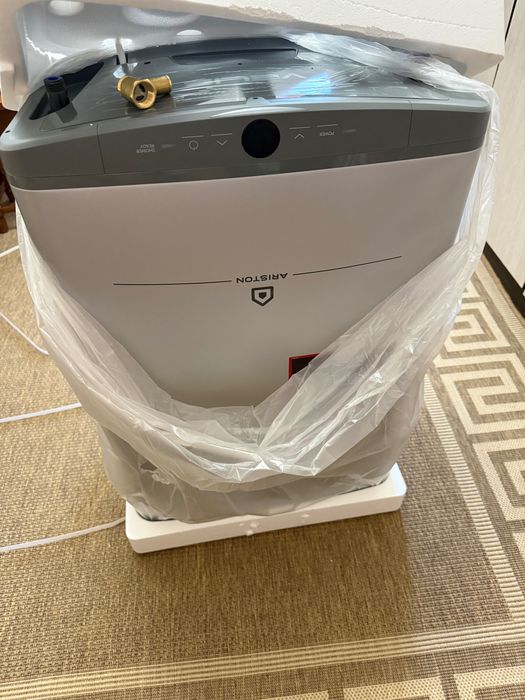 Водонагреватель Аристон 50 литров