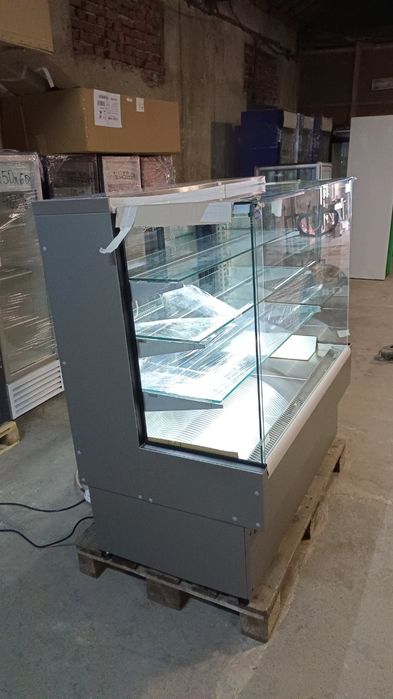 Сладкарска витрина 120х77