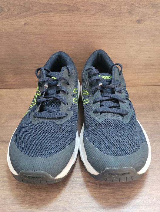Като нови!Детски маратонки Asics-36номер