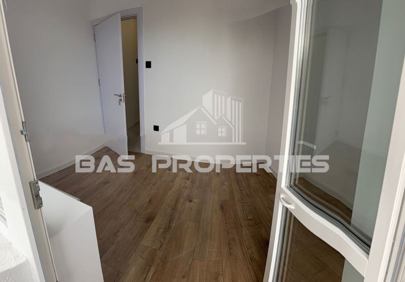 Продава се Тристаен апартамент в София, Красна поляна 3 - 61 кв.м за 1489 €/кв.м - Снимка #2