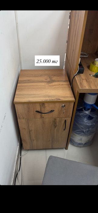 Продам мебель для магазина