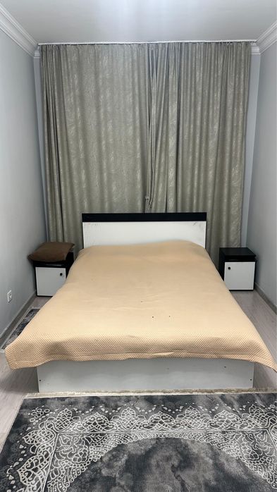 Кровать с матрасом