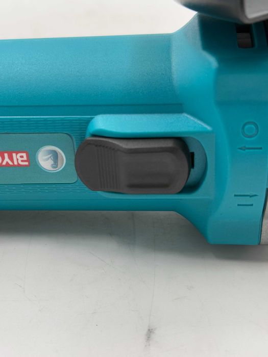 Угловая шлифмашина (Болгарка) Biyoti 125мм BYT-AG819, 1000в