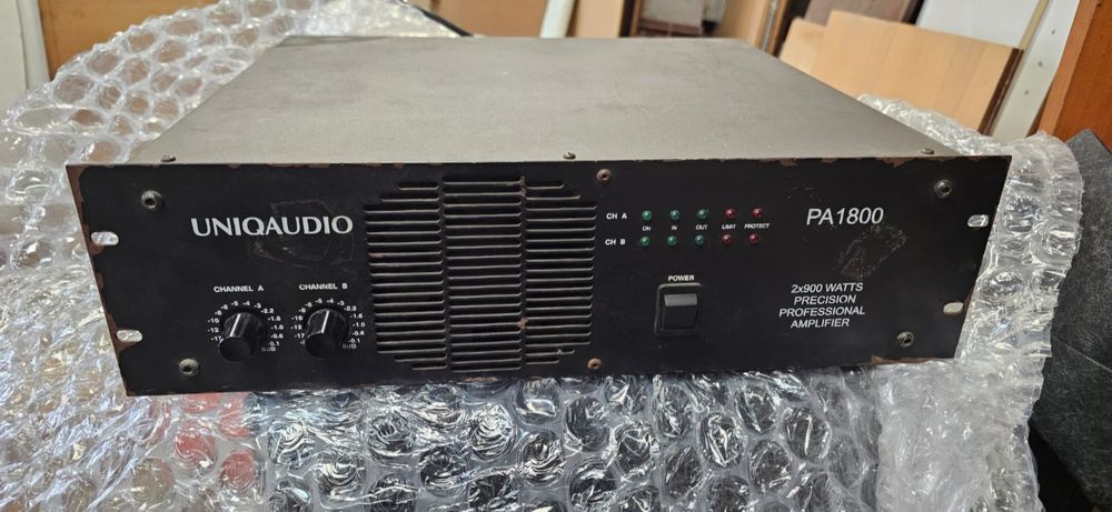Усилвател Qniqaudio 1800