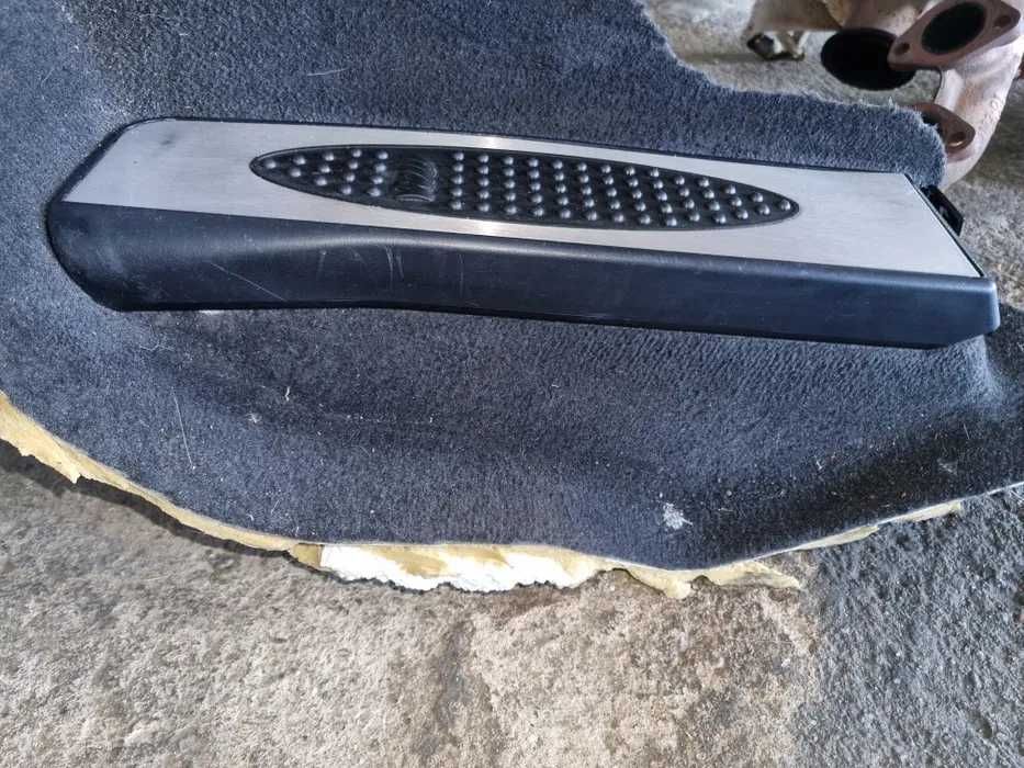 Footrest M BMW seria 1 E81 E82 E87 seria 3 E90 E91 E92 E93