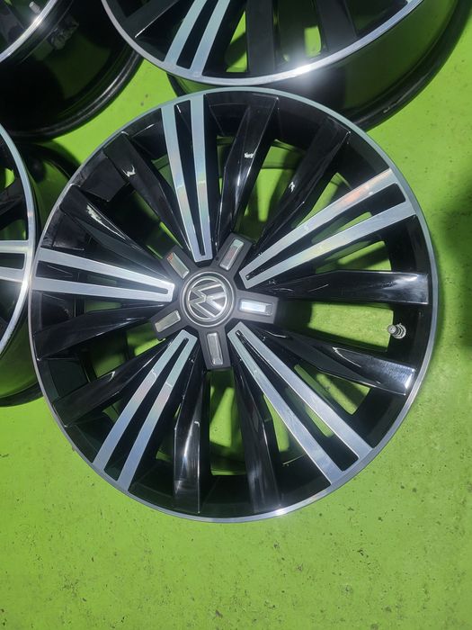 18 5x112 Vw Tiguan лети джанти 5х112
