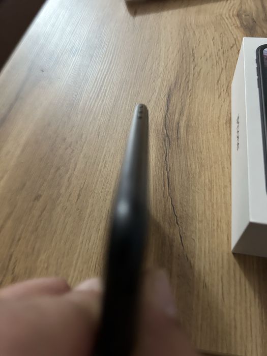 Iphone Xr 64 Gb. Черен Безупречен.