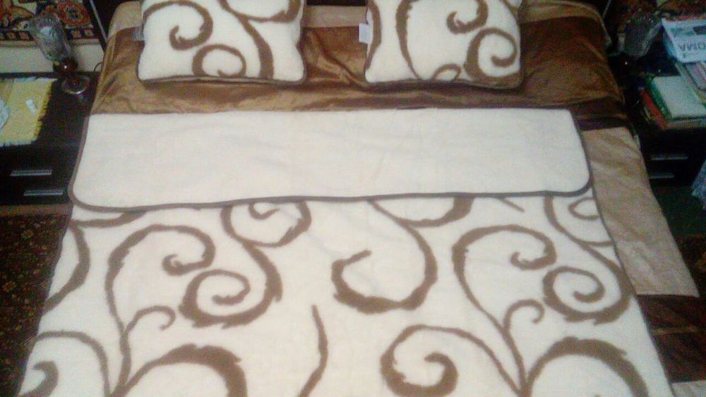 Продам комплект двухспальный
