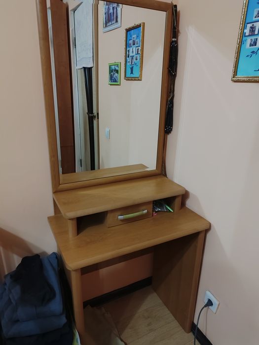 Шкафы и тумба  бу , срочно до субботы