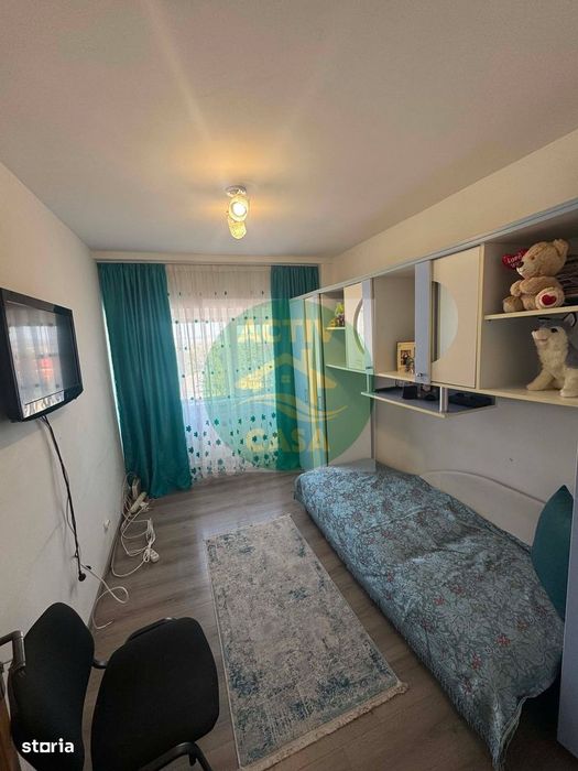 DE VÂNZARE -Apartament 3 camere, zona centrala