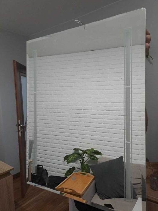 Почти ново Огледало за баня