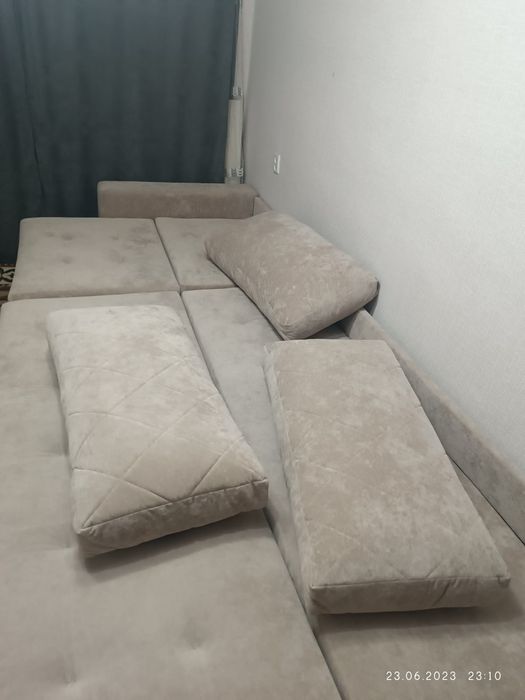 Продам диван в связи с ремонтом