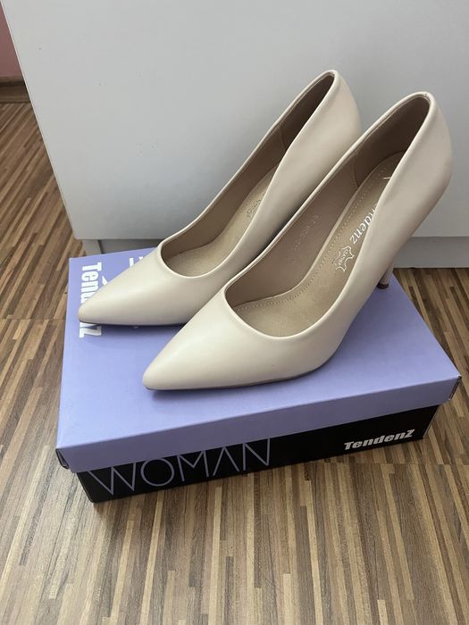 Бежови токчета tendenz