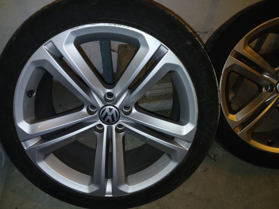 Продавам оригинални джанти с гуми от Volkswagen Tiguan 19" 5x112