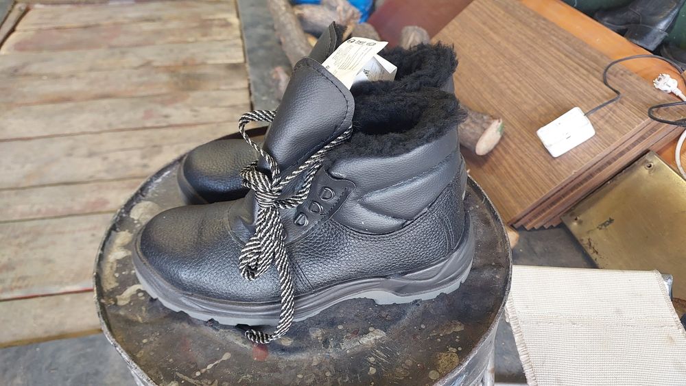 Спецодежда для производства работ.