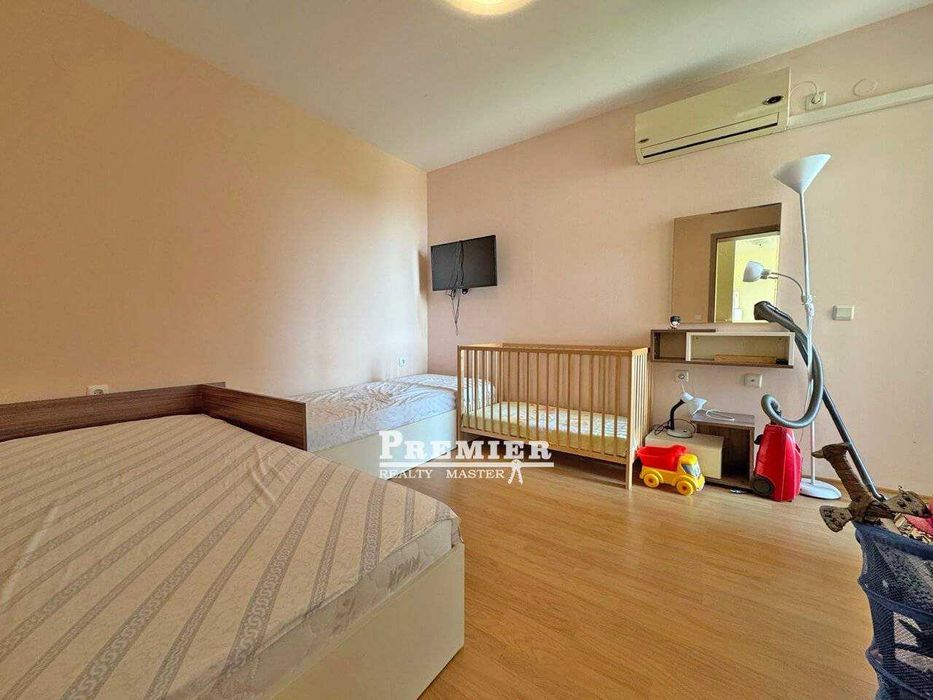 Продава се Двустаен апартамент в Свети Влас - 77 кв.м за 961 €/кв.м - Снимка #2