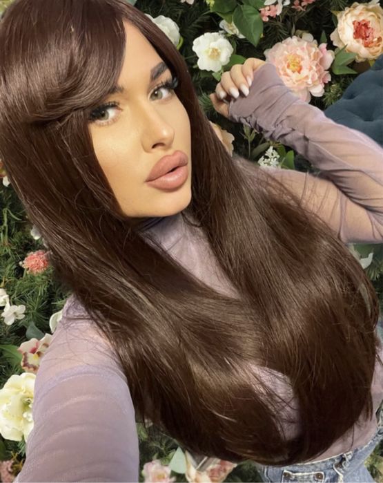 Peruca lunga  saten ciocolatiu cald