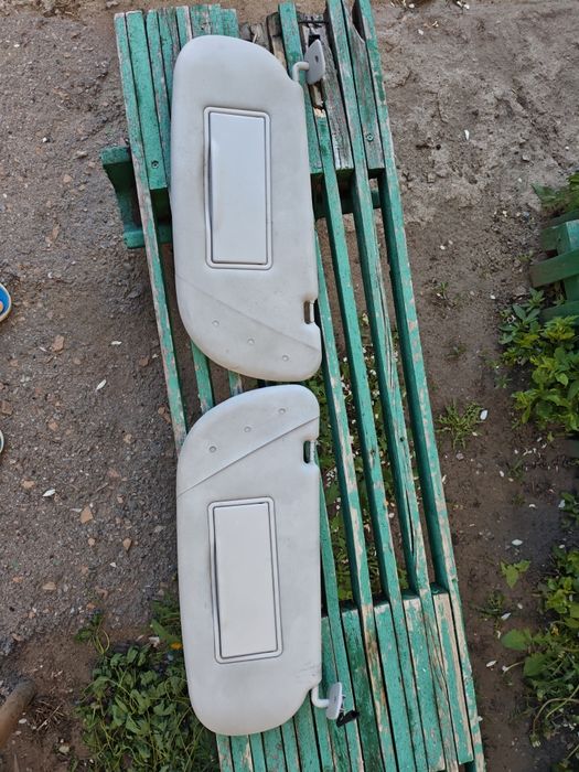 Продам на вольсванен Шаран запчасти