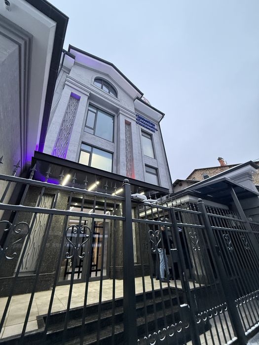 Продам офис готовый 932м2 Линия -1 Паркентский ул Дагестанская смебелю