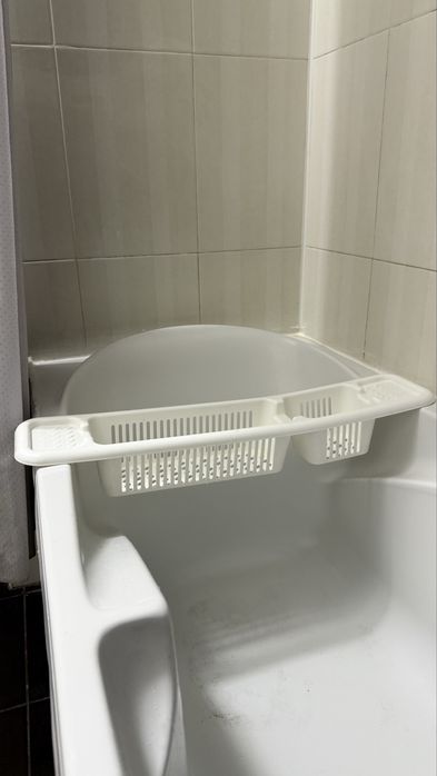 Полочка для ванны