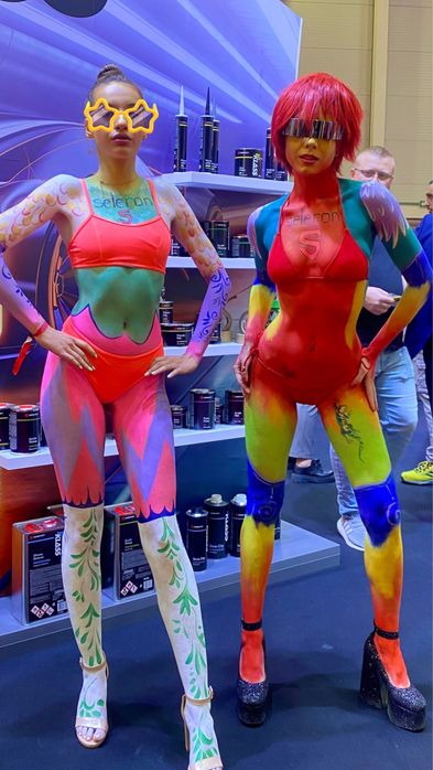 Pictura pe corp, profesional bodypaint, efect neon sau glow, uv