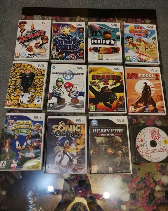 Nintendo Wii Нинтендо Уии с много  ТОП игри 4 контролера Mario