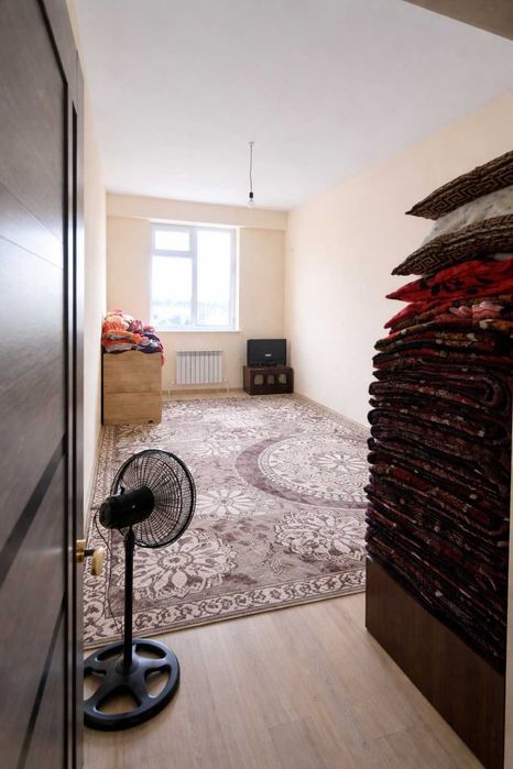 2-комн 72.9 м², кирпичный дом, 4/8 этаж,Таш обл. г.Ахангаран