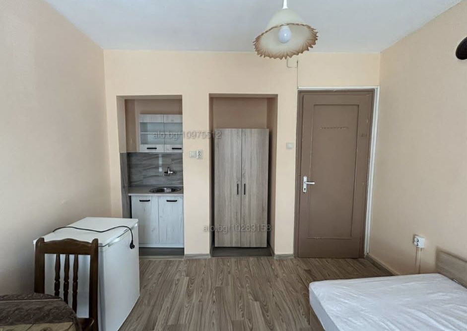 Дава се под наем Едностаен апартамент в Пловдив, Каменица 1 - 20 кв.м за 149.43 € - Снимка #2