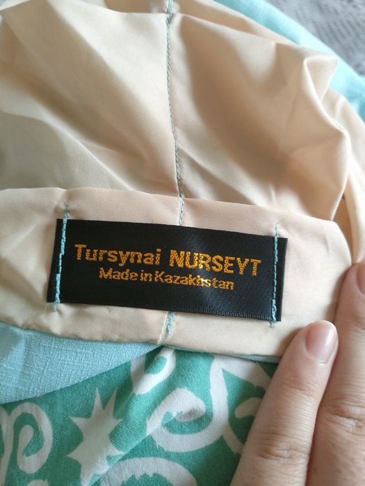 Дизайнерский тюрбан сатылады